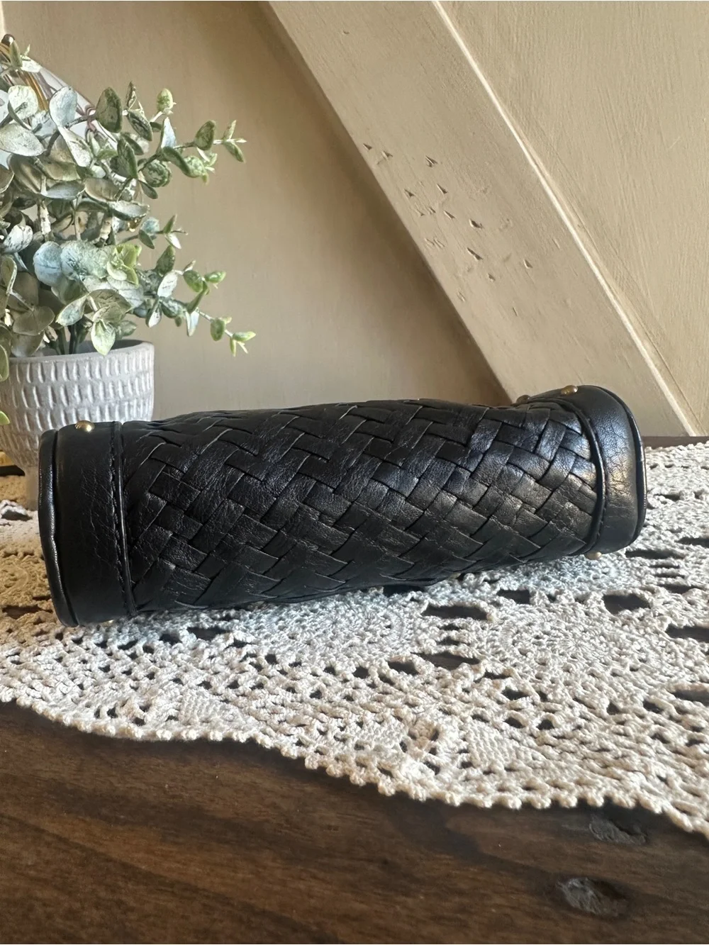 Vintage Cole Haan Woven Leather Barrel Wristlet / Mini Bag – Black - Picture 6 of 9